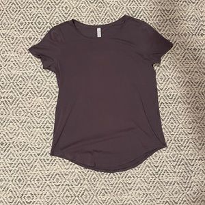 ⚡️Lululemon tshirt size 6 purple grey very good